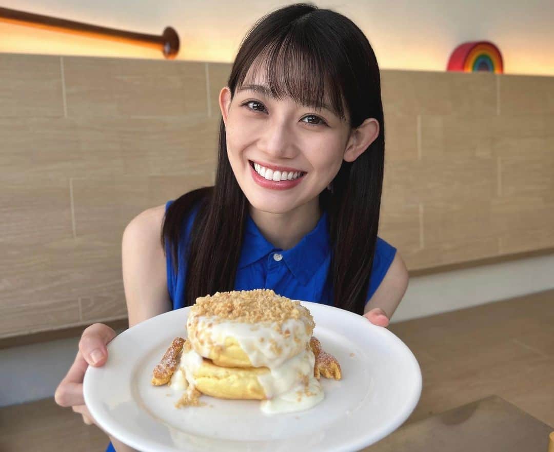 秋本帆華さんのインスタグラム写真 - (秋本帆華Instagram)「. ぷにぷにふわんふわん🥞  お昼何食べた〜☺️？」8月5日 13時11分 - honoka_akimoto_official