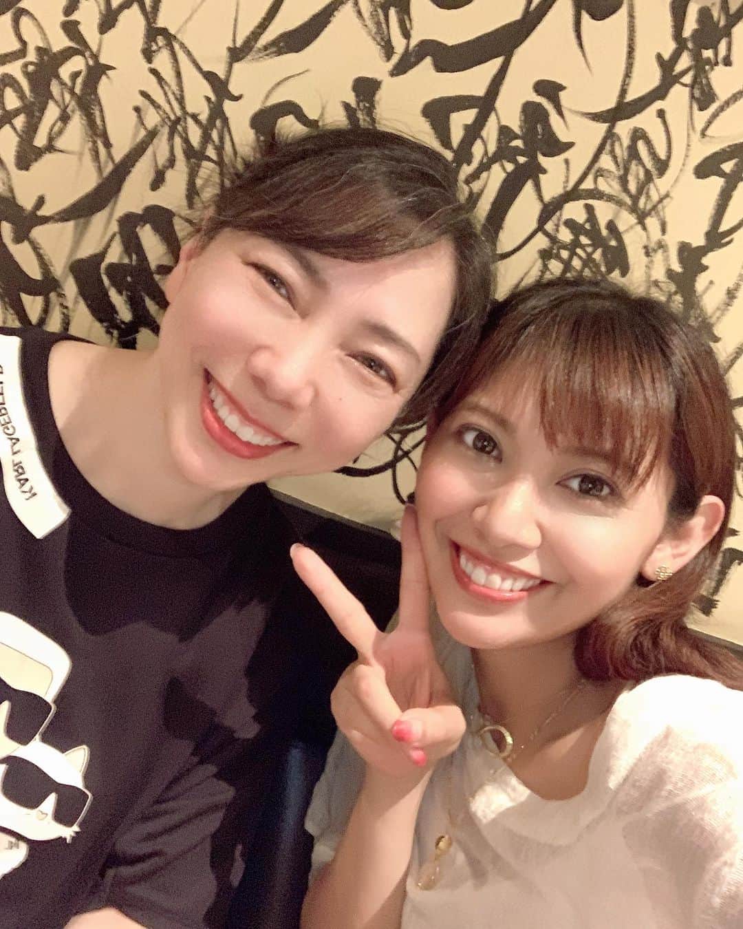 叶ここさんのインスタグラム写真 - (叶ここInstagram)「きりん先生の銀座しんのうさんで夏の薬膳スペシャルメニュー食べてきました❤️  十二支四神五行カレー 紅龍の羽衣玉甘味  うまうま😊❤️✨  きりんさんの展示を見ながら、感じながらいただく薬膳料理。特に甘味が美味しくて…！絶妙！！  貴重なお時間をありがとうございました😊✨」8月5日 13時38分 - coco_kanou