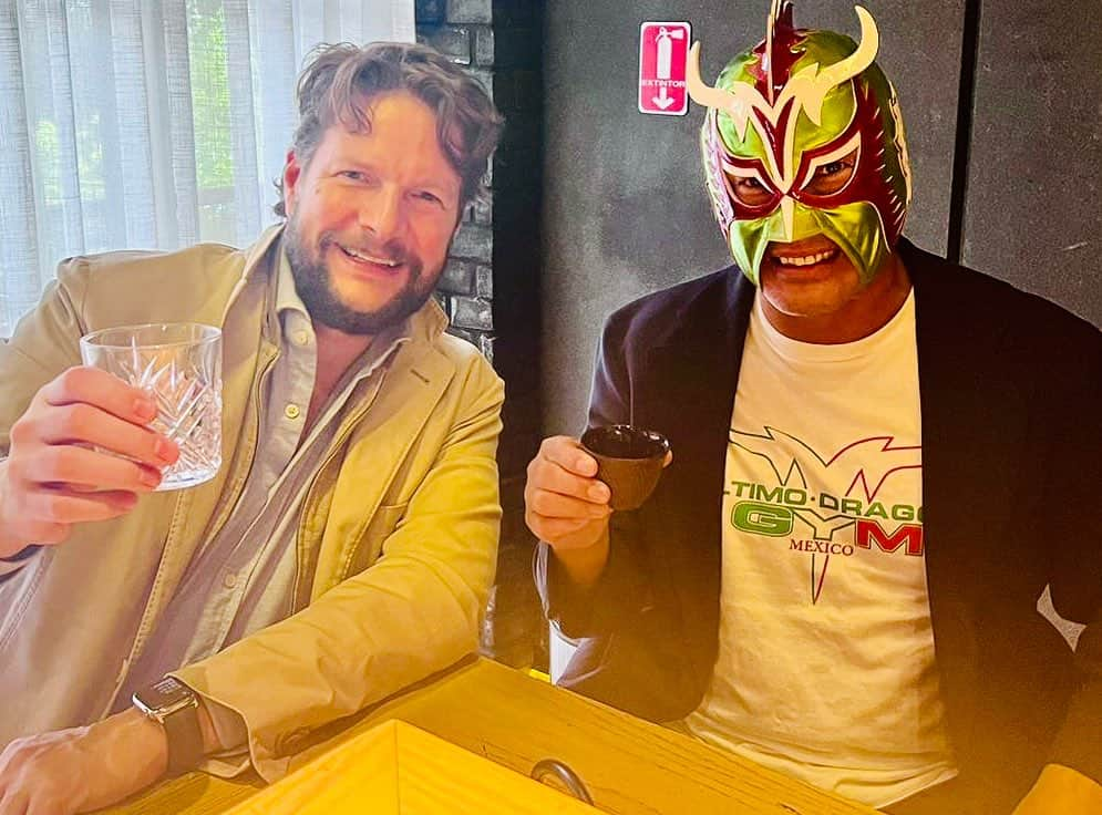 ウルティモ・ドラゴンのインスタグラム：「@kai_sushi_bar  @george.elaficionado  @toru.kido  @dragongate_pro  #メキシコシティグルメ  #メキシコシティ日本食」