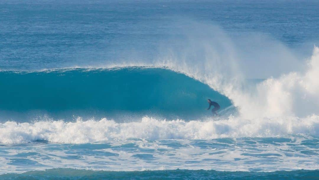 ジョーディ・スミスさんのインスタグラム写真 - (ジョーディ・スミスInstagram)「We got some waves… thanks for a few days I won’t forget @jamesribbink @jasonribbink @nickchristyfilm @zackruyerclarke @gigsytalk @mccarthy_pat @brandonribbink   🇿🇦🙌🏼」8月5日 14時48分 - jordysmith88