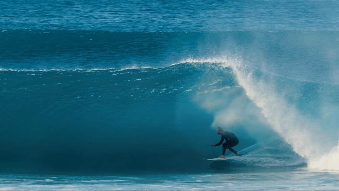 ジョーディ・スミスさんのインスタグラム写真 - (ジョーディ・スミスInstagram)「We got some waves… thanks for a few days I won’t forget @jamesribbink @jasonribbink @nickchristyfilm @zackruyerclarke @gigsytalk @mccarthy_pat @brandonribbink   🇿🇦🙌🏼」8月5日 14時48分 - jordysmith88