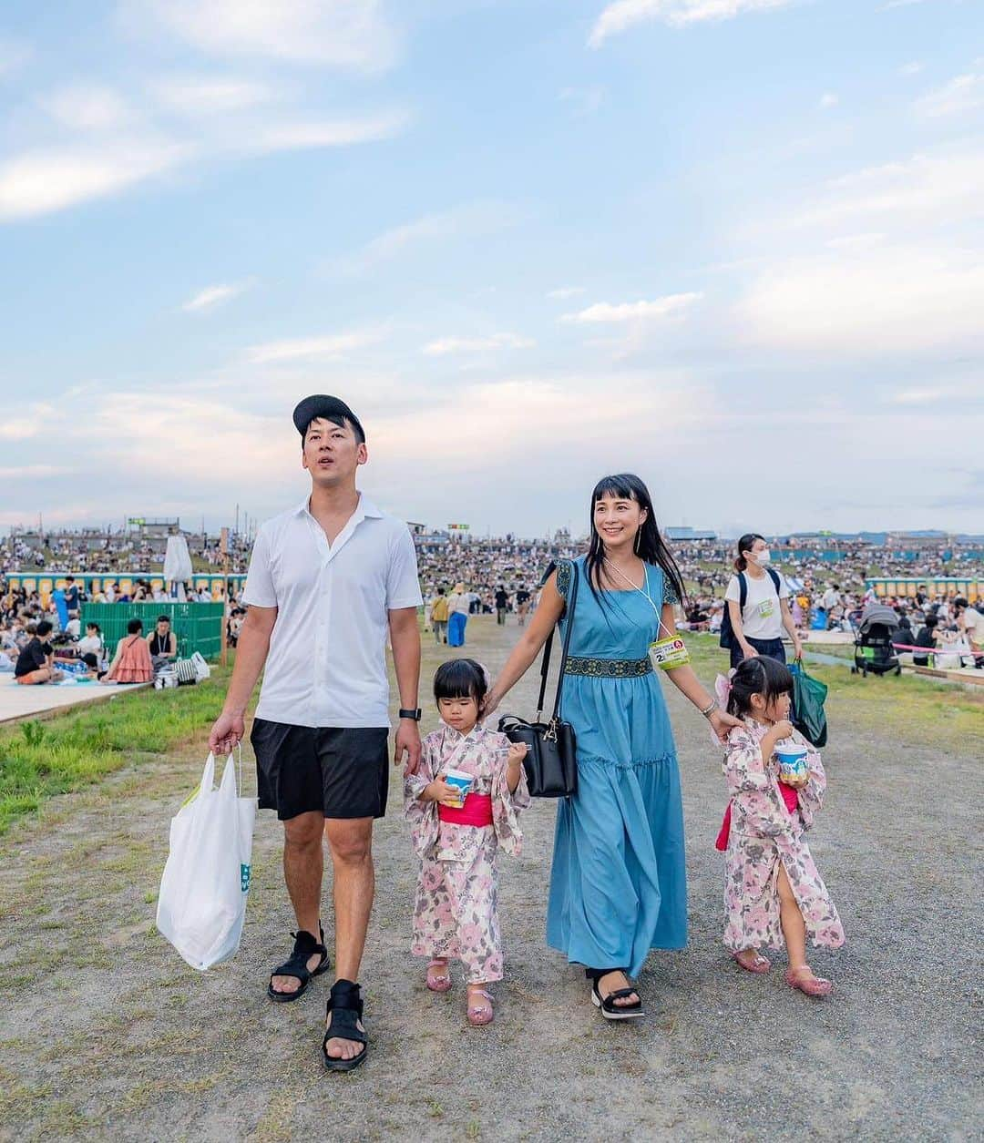 前田阿希子のインスタグラム：「日本に帰ってきましたー‼️😆 着いてバタバタと静岡に行き、長岡の花火を見に行き、 やっと落ち着いた頃合です😆💦  人生初めての長岡の花火は圧巻… 自然と涙が出てきました。 お誘い頂いた越銘醸さん、ありがとうございました🥰🍶  #長岡花火  #fireworks  #長岡花火大会2023」