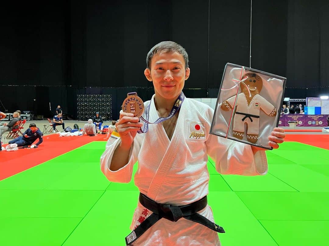 髙藤直寿のインスタグラム：「沢山の応援ありがとうございました。  悔しい結果になってしまいましたが、まだまだ戦いは続くので最後まで頑張ります。  #柔道 #worldmaster  #３位」