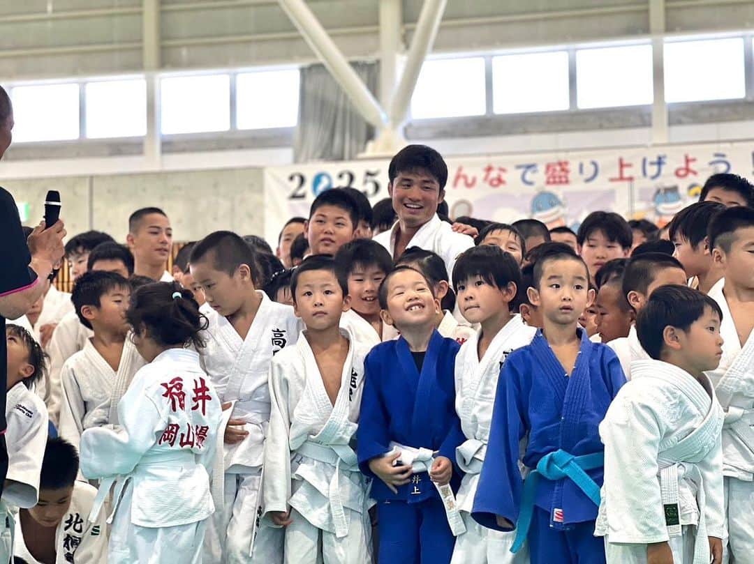 丸山城志郎さんのインスタグラム写真 - (丸山城志郎Instagram)「滋賀県だけなく県外や海外からもたくさんの方々にお集まりいただき充実した柔道教室になりました！ 本日はありがとうございました！」8月5日 21時11分 - joshiromaruyama