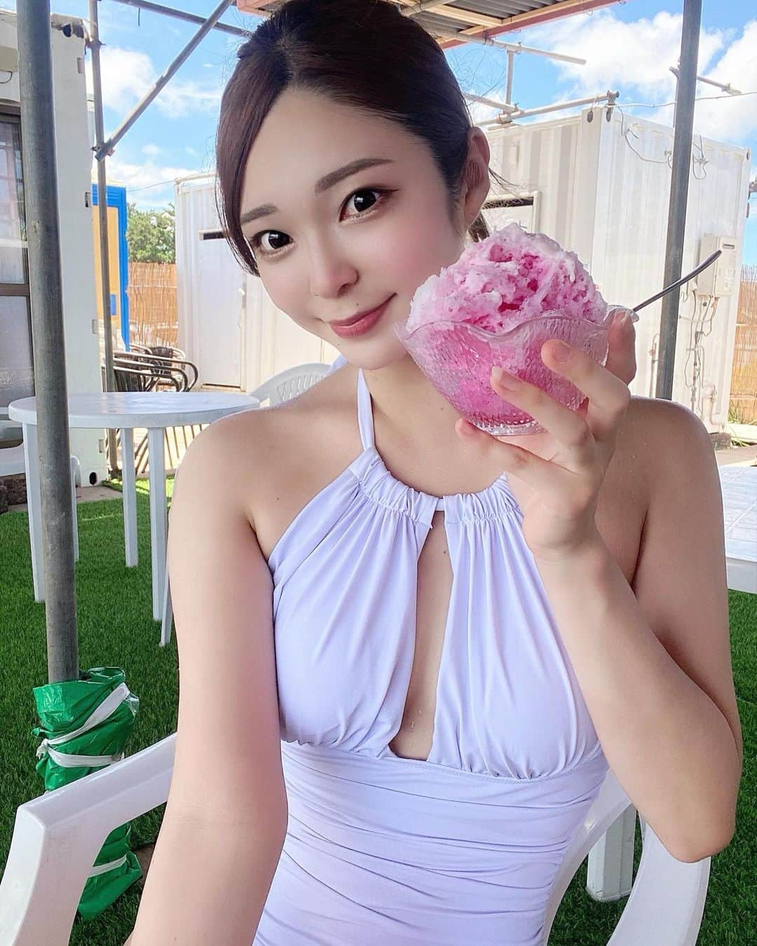 原満莉菜さんのインスタグラム写真 - (原満莉菜Instagram)「🍧🌊🌺🌴🩵💙 8月だねーーなつーーーーー❣️」8月5日 15時46分 - marina_serizawa