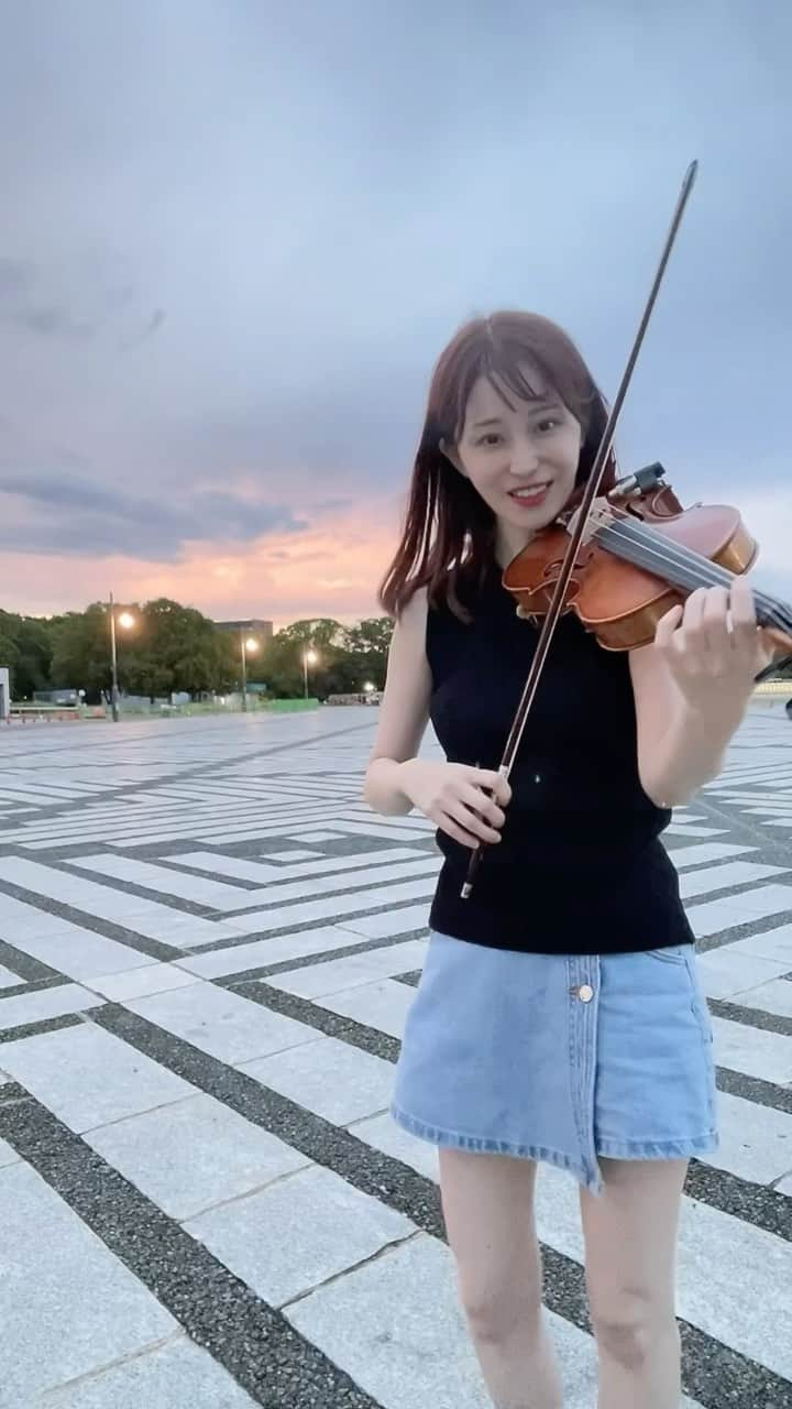 岡部磨知のインスタグラム：「#nightdancer #imase #hoodiefam  #violin #tokyo #バイオリン #今日の一曲」