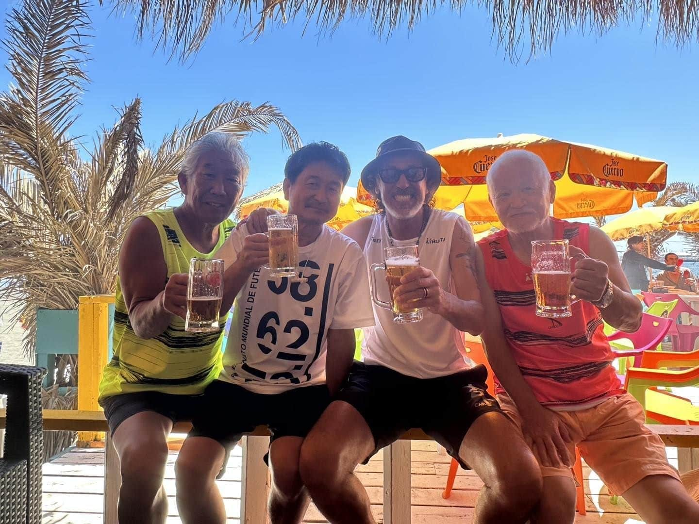 ラモス瑠偉さんのインスタグラム写真 - (ラモス瑠偉Instagram)「大好きな仲間達また海🌊江ノ島ビール🍺キンキン🍺でした最高来週も海です🤗🤗😍😀。de novo na praia 🏝️ com os amigos.cerveja super gelada.semana que vem tem mais.」8月5日 16時18分 - ruyramos10official