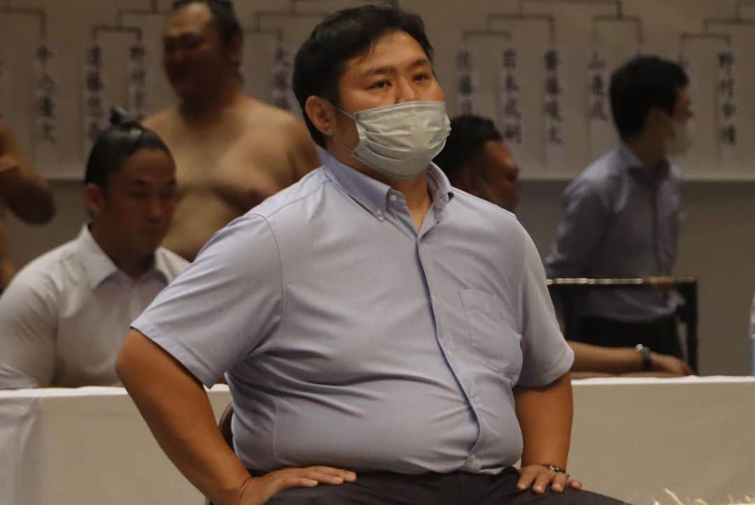 日本相撲協会さんのインスタグラム写真 - (日本相撲協会Instagram)「〈第68回進級試験並びに親善相撲大会〉  指導普及部の親方たちが出席し、審判など務めます。  #相撲　#sumo」8月5日 16時35分 - sumokyokai