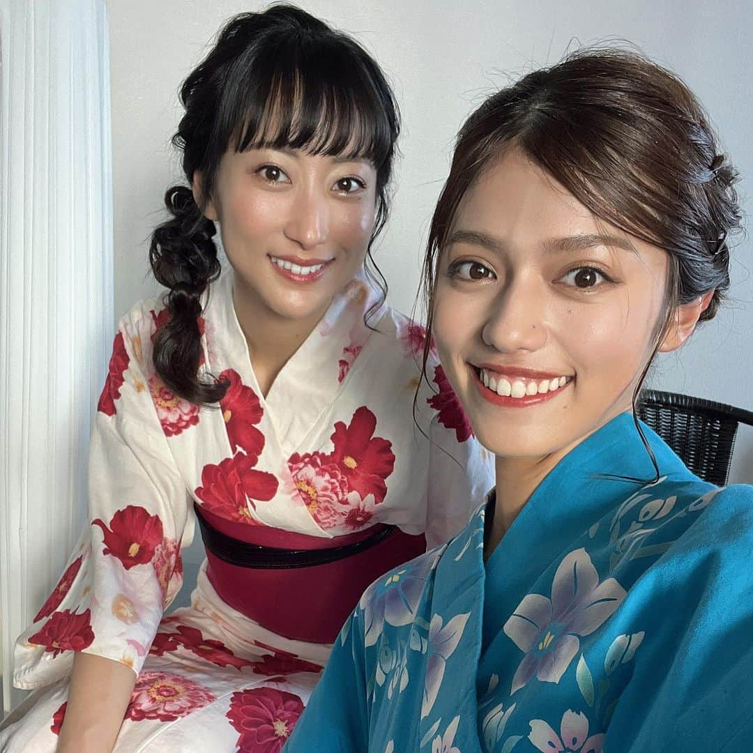 加納永美子さんのインスタグラム写真 - (加納永美子Instagram)「＿＿＿＿＿＿＿＿＿＿＿＿＿＿ ✨️🏮出演情報🏮✨️  今日は #なにわ淀川花火大会 ですね〜☺️🍧👘🎇  8月5日（土） よる7時30分から8時54分放送テレビ大阪「なにわ淀川花火大会生中継2023」 のなかで、私が出演したインフォマーシャルが流れます！！  同じ事務所の綾音ちゃんと一緒に出演しています👭♡  撮影現場でもおしゃべりが止まらなくて楽しかった〜🤭  花火も楽しみだけど、インフォマーシャルも見逃さずに是非探してみてね🩷🩷  ◻️テレビ大阪「なにわ淀川花火大会生中継2023」 8月5日(土) よる7:30~  #花火大会 #なにわ淀川花火大会2023 #テレビ大阪 #インフォマーシャル #インフォマーシャルモデル #浴衣女子 #バス釣り #バス釣りガール #淀川河川敷」8月5日 16時51分 - emiko_s2