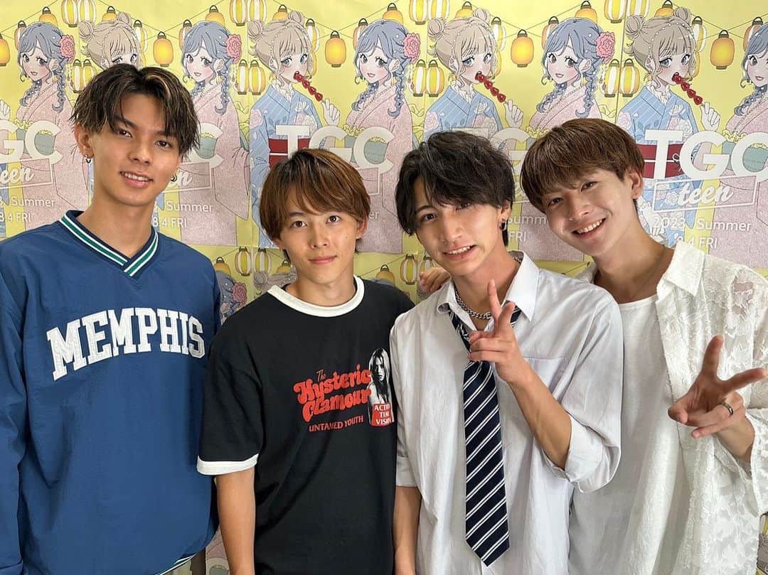 のインスタグラム：「今日はちゃんと4人のやつやで🙌  #今日好き #tgcteen #crhug」