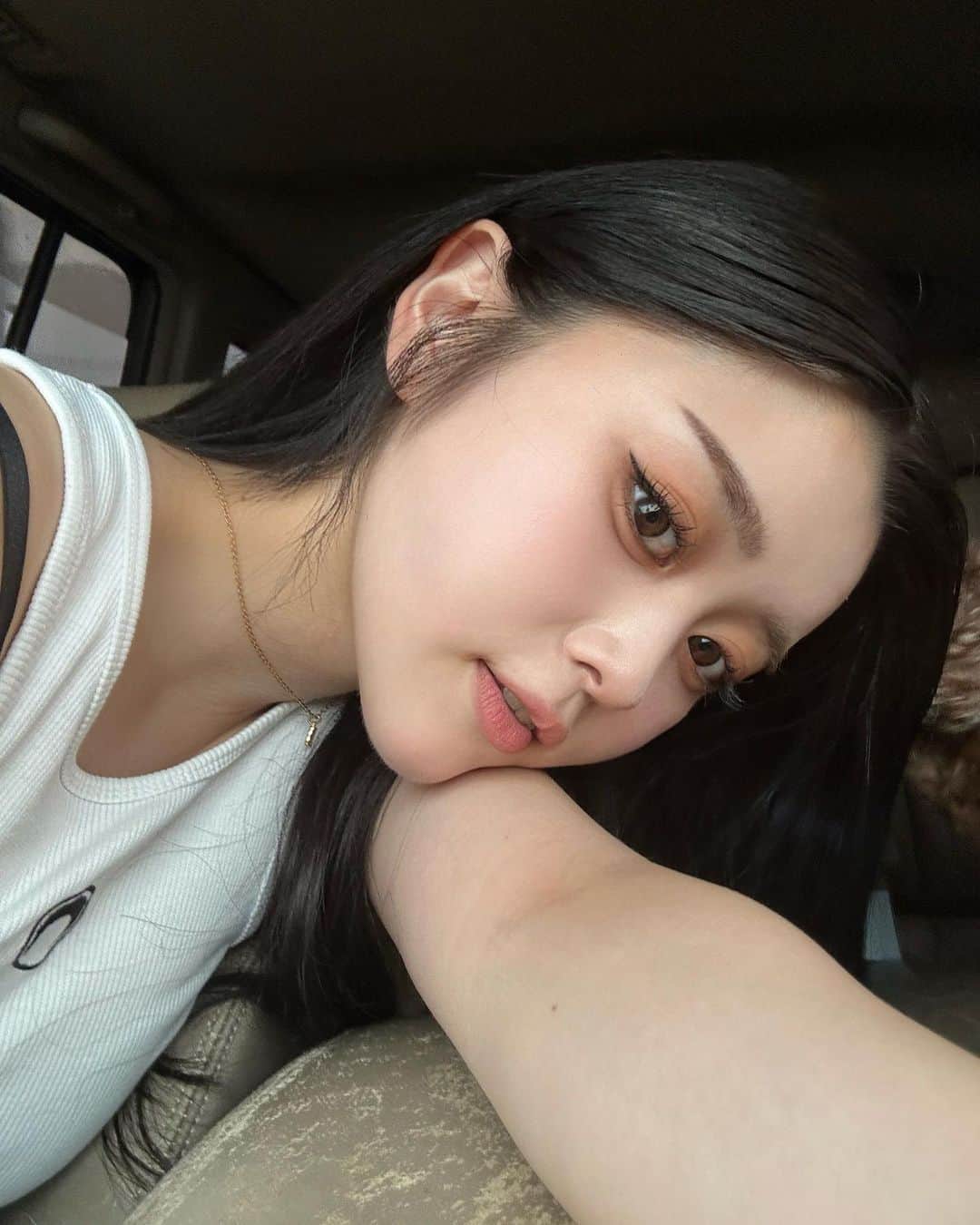 のインスタグラム：「kuroさんにエクステつけて貰ったよ～🩵」