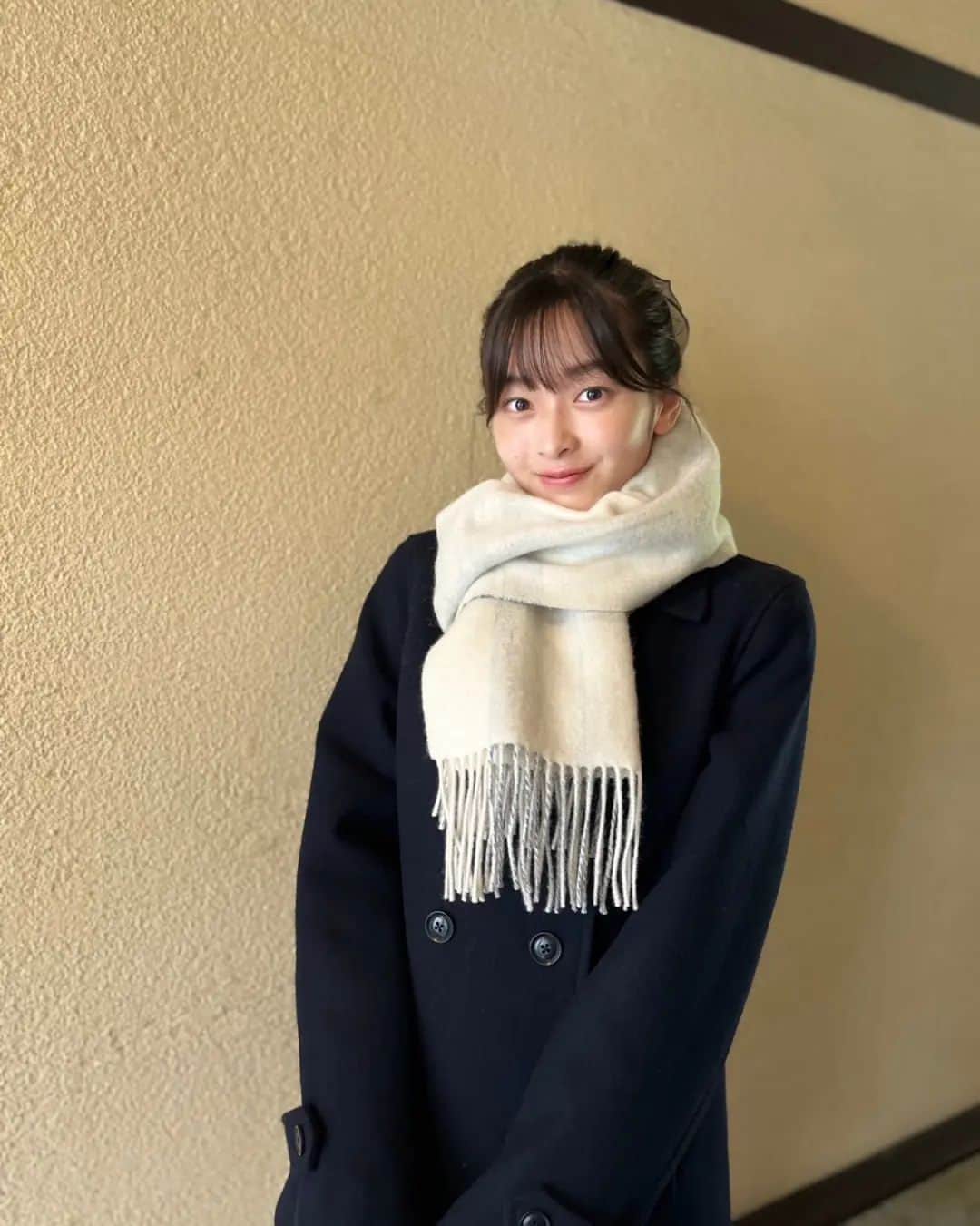 滝口芽里衣さんのインスタグラム写真 - (滝口芽里衣Instagram)「.  みなさん夏休み満喫してますか？☀️  私は受験生なのでたくさん勉強してます✊🏻 セブンティーン夏の学園祭も近づいてきてるのでとても楽しみです😸  #セブンティーン #seventeen #専属モデル #eastboy #イーストボーイ #オフショ #コート #受験生 #勉強 #study #学園祭 #夏休み #summervacation #スターダストプロモーション #制作3部 #滝口芽里衣 #めりい #jc3 #ljc #08 #🐑」8月5日 17時40分 - merii_takiguchi_official