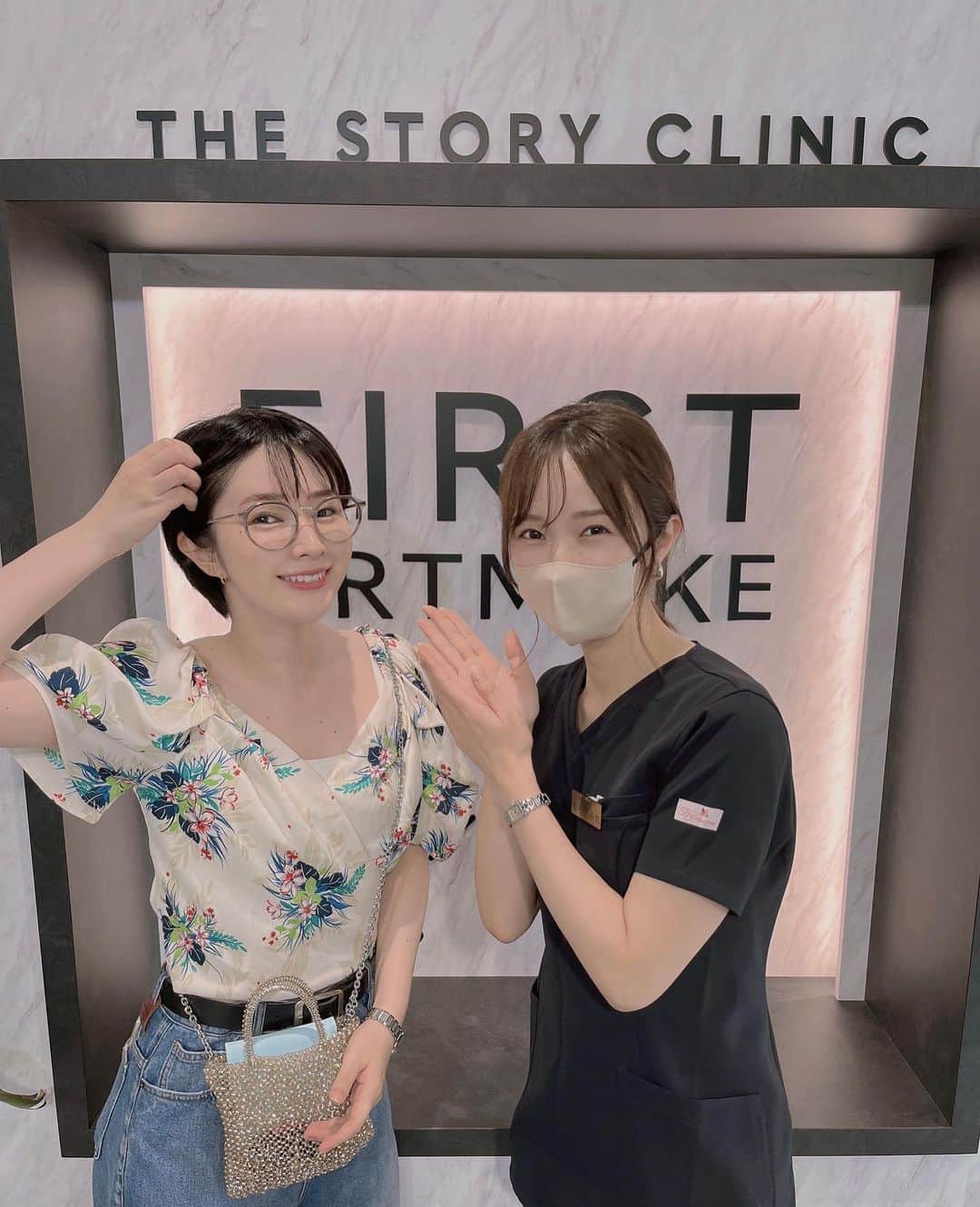 りえっくすのインスタグラム：「. ／ 初🩵眉アート ＼ 初眉アートの処女は　@sumire___art さんに捧げました🥰(言い方) . 🏥ご案内からヒアリングᝰ✍ 施術全てが丁寧で処女の私でも心と眉毛を任せることができました😌🩷← . 2枚目のビフォアフみて？ りえってこんな美人だったっけ？ 目だけで告られるんじゃね？ . 3枚目 綺麗になるには、この道は通らなければなりません。  稲本すみれさんなのに、かえりにいずみさんって間違ってすみません🙇 稲森いずみが頭の中で泳いでたんです🏊  @first.artmake  @dr.nishikawa  こそこそばなし👂 りえからの紹介っていうとお得になるらしいよ🉐」