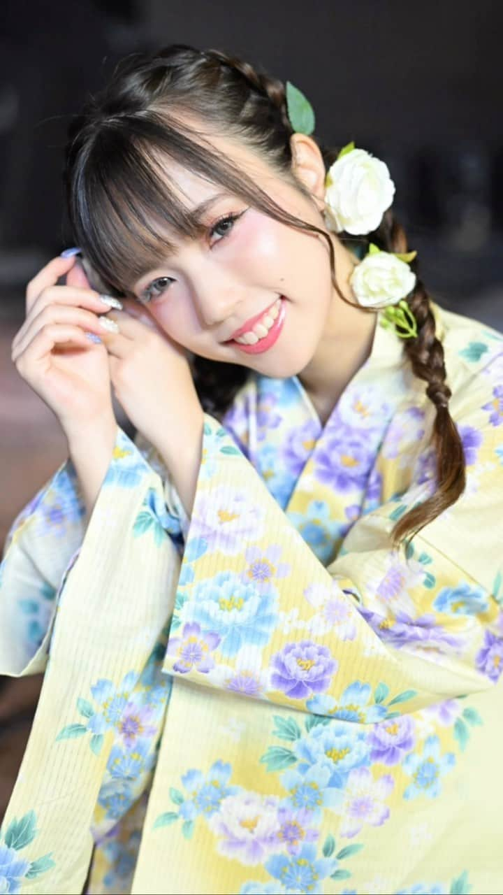 yokoのインスタグラム：「よーこと一緒に浴衣で夏祭り👘💕  撮影会でたくさん良い写真撮ってもらえたので 記念にリールにしました☺️🫶🏻 長いですがよかったらみてね🥰🌈  . . . . . . . . .  #浴衣 #浴衣ヘアアレンジ #浴衣ヘア #浴衣女子 #夏祭り #花火大会  #エンタメ活動を止めない #burlesque#バーレスク東京#ダンサー#透明少女#ショーダンサー#blue#showdancer#model#hairmake#makeup#love#ootd#fashion#instagood#instalike#instafashion #お洒落さんと繋がりたい#カメラ好きな人と繋がりたい#モデル#東京」