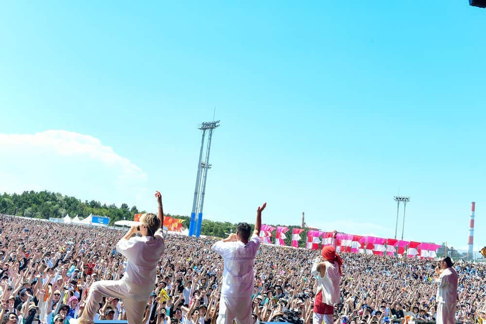 のインスタグラム：「ROCK IN JAPAN FES 2023最高の景色😎👍 入場制限かかるほど集まってくれたみんなありがとう‼️ 横浜スタジアム前最後のライブは激アツでした🔥🔥🔥🔥🔥 #湘南乃風 #RIJF2023」