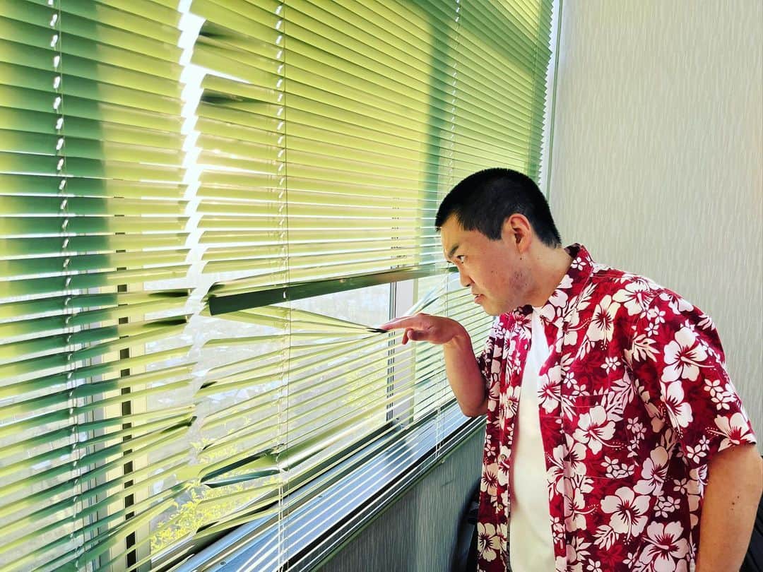 ですよ。さんのインスタグラム写真 - (ですよ。Instagram)「ゴー☆ジャスさんとくらげと川崎工業納涼祭で…あーいとぅいまてーん！ #ですよ #プロ謝罪師」8月5日 21時15分 - desuyo.desuyo_