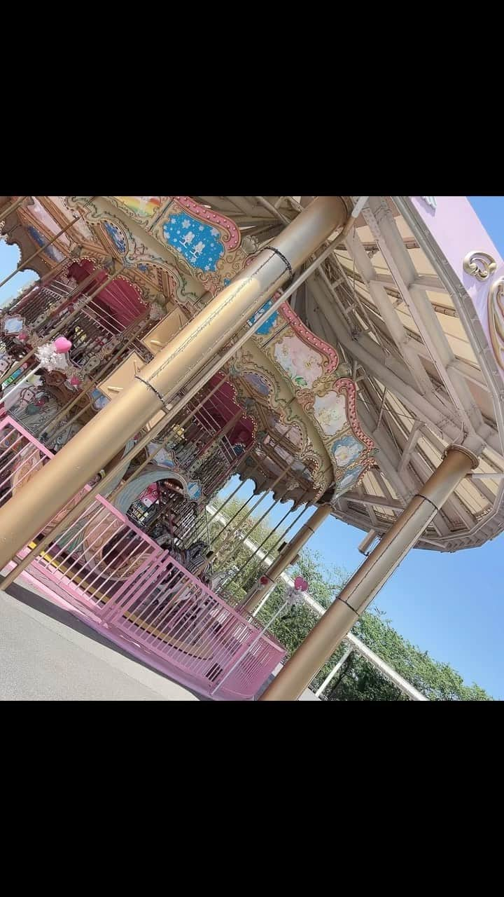 池田楓のインスタグラム：「♡  一緒に遊園地デートしませんか🎠  (最後のバツ丸くんがかわいい🖤)  #SKE48 #過去pic #サンリオ #sanrio  #サンリオ好き #テーマパーク#ハーモニーランド  #大分 #遊園地 #遊園地デート #デート」