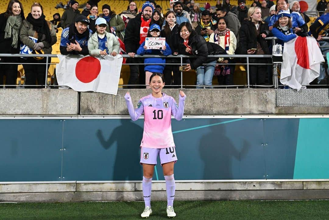 長野風花さんのインスタグラム写真 - (長野風花Instagram)「.  No words can describe the love I have for this team🥹 Great team effort. On to the next round!!  みんな本当にありがとう！！ 次もみんなで🇯🇵❤️  #fifawwc #nadeshiko」8月5日 21時19分 - pu_chaaaan01