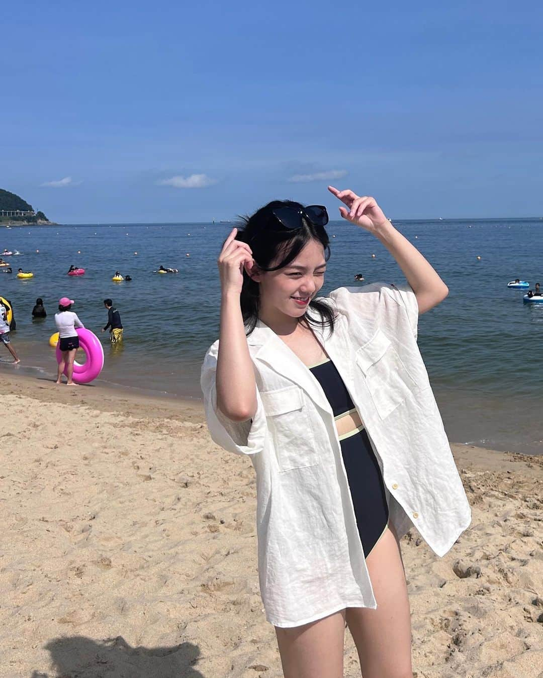 ユ・ヘインさんのインスタグラム写真 - (ユ・ヘインInstagram)「☀️🏖️🏝️🏊🏻‍♀️」8月5日 21時29分 - yoohyein00