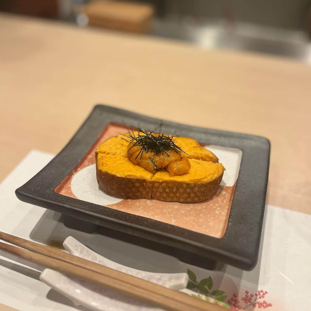 はるぽんさんのインスタグラム写真 - (はるぽんInstagram)「⁡ ⁡ 旬の食材を使った 福島にある割烹料理やさん🥢 ⁡ 銀杏苦手やったけど、ここのは 全くえぐみなくて鮮やかな緑色で 美味しく食べれた🌸✨️✨️ ⁡ 全部美味しかったんやけど 〆の冷やしすだちうどんが美味しすぎた‼️ 接待とかでも使えそうなお店でしたっ🤭 ⁡ #福島グルメ  #福島ディナー  #割烹料理」8月5日 21時31分 - harupon96