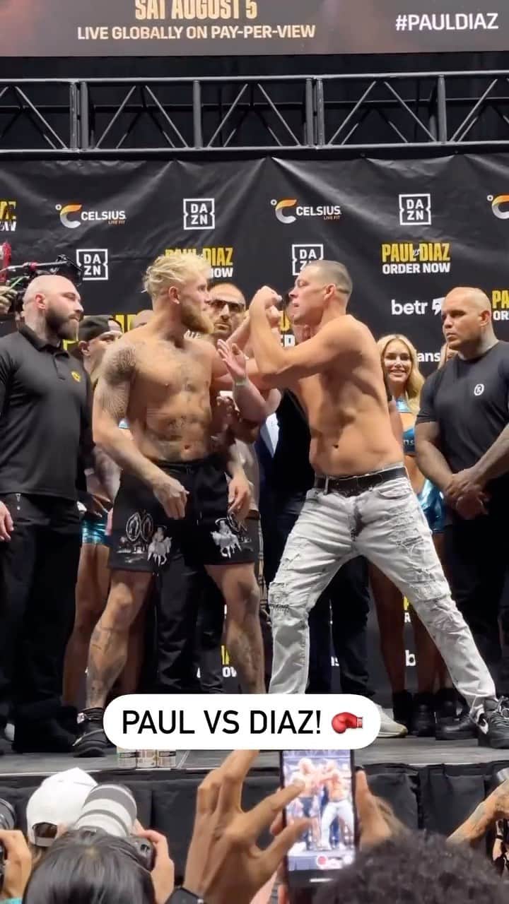 Funny Videosのインスタグラム：「#JakePaul and #NateDiaz final faceoff! Who are you betting on?👇🥊」