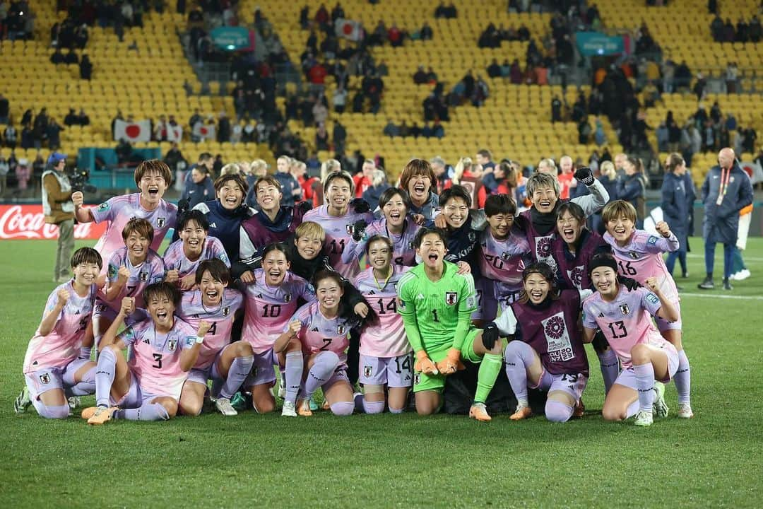 猶本光のインスタグラム：「W杯ベスト8進出👏 次に向けて良い準備を💪  #なでしこジャパン ©︎JFA」