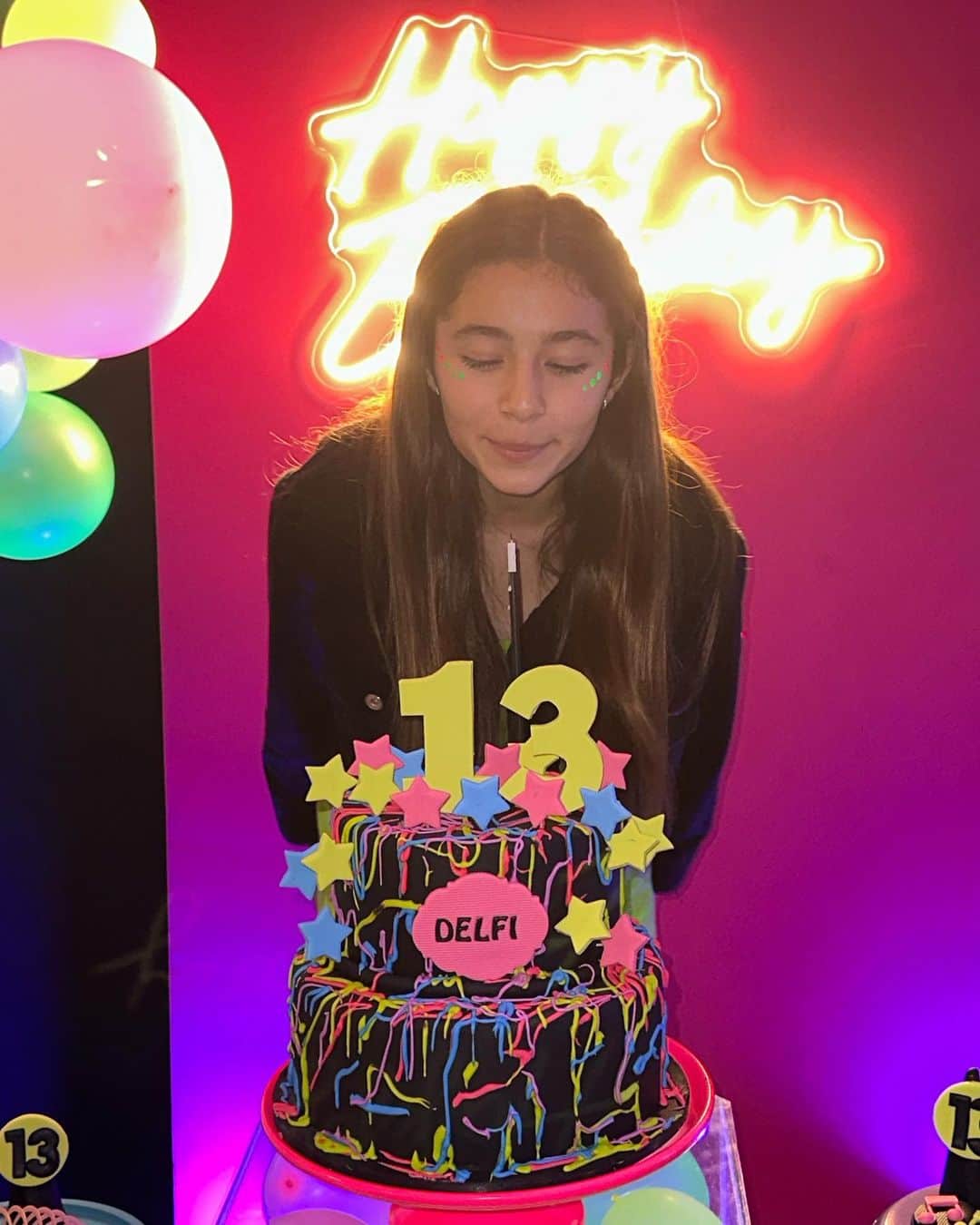 ソフィア・バルビのインスタグラム：「Feliz cumple a la reina de mi vida! Gracias por ser todo lo que sos para mi… te amo infinito, y te deseo toda la felicidad del mundo. ❤️💖😍」