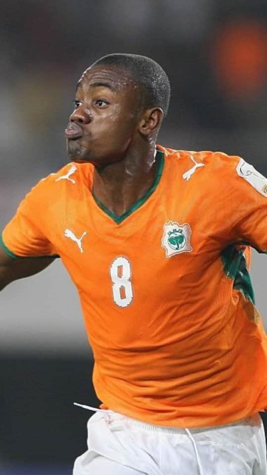 サロモン・カルーのインスタグラム：「Happy birthday to Cote d'Ivoire's very own Salomon Kalou! 🎂」