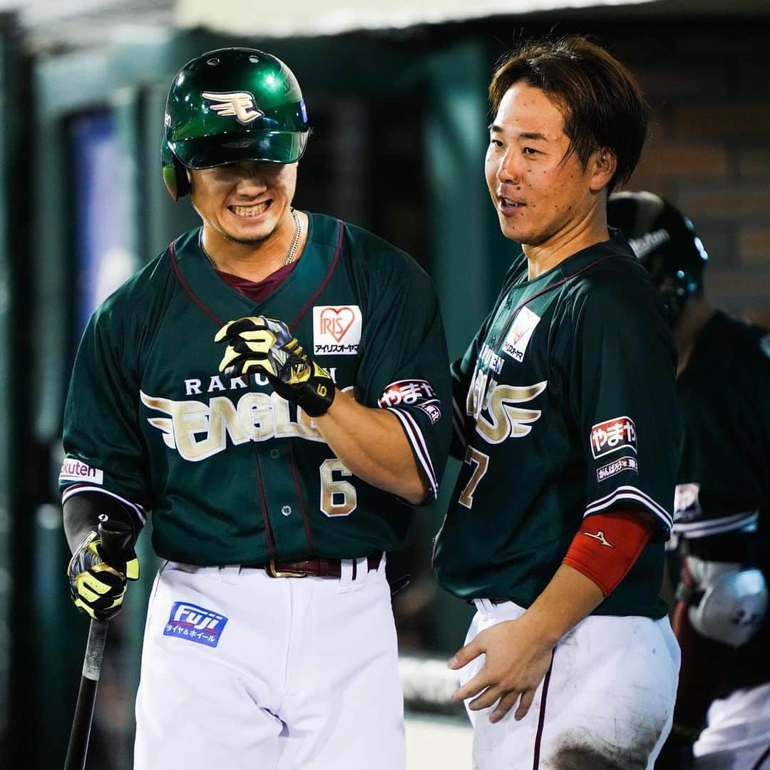 東北楽天ゴールデンイーグルスさんのインスタグラム写真 - (東北楽天ゴールデンイーグルスInstagram)「⚾️  ⚾️E 7-6 M⚾️  6度もひっくり返った大熱戦を全員野球で制した‼️‼️‼️ 1点ビハインドの8回に小深田選手と小郷選手の 連続タイムリーで勝ち越しに成功🔥🔥 最後は松井裕樹選手が締めて24セーブ目✨✨ フランコ選手が9号ソロなど2安打1打点‼️‼️ 鈴木大地選手、西川選手、村林選手も揃って1打点👍🏼 投げては3番手の鈴木翔天選手が6回のピンチを凌いだ✨ 4番手の渡辺翔太選手は1回無失点💯  #鷲が掴む #rakuteneagles #EAGLESEARTHGREEN #小深田大翔  #小郷裕哉  #炭谷銀仁朗 #松井裕樹 #鈴木大地 #西川遥輝 #渡辺翔太 #マイケルフランコ #村林一輝  #辰己涼介  #辛島航」8月5日 22時58分 - rakuten_eagles