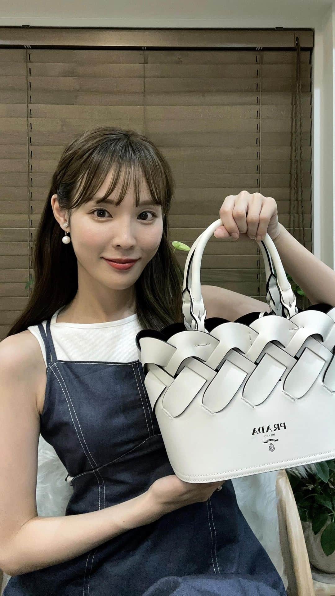 磯田 ひかる(Hikaru Isoda) のインスタグラム：「バッグの中身紹介👜」