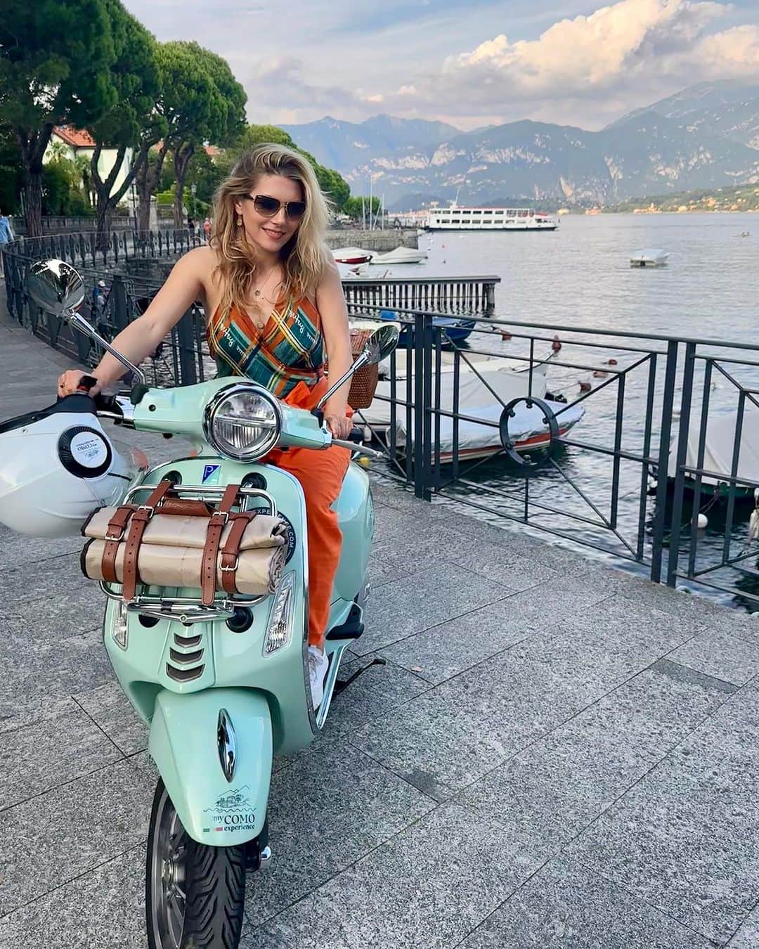 キャサリン・ウィニックのインスタグラム：「Life is the journey, not the destination. Ti amo il lago di Como 🇮🇹」