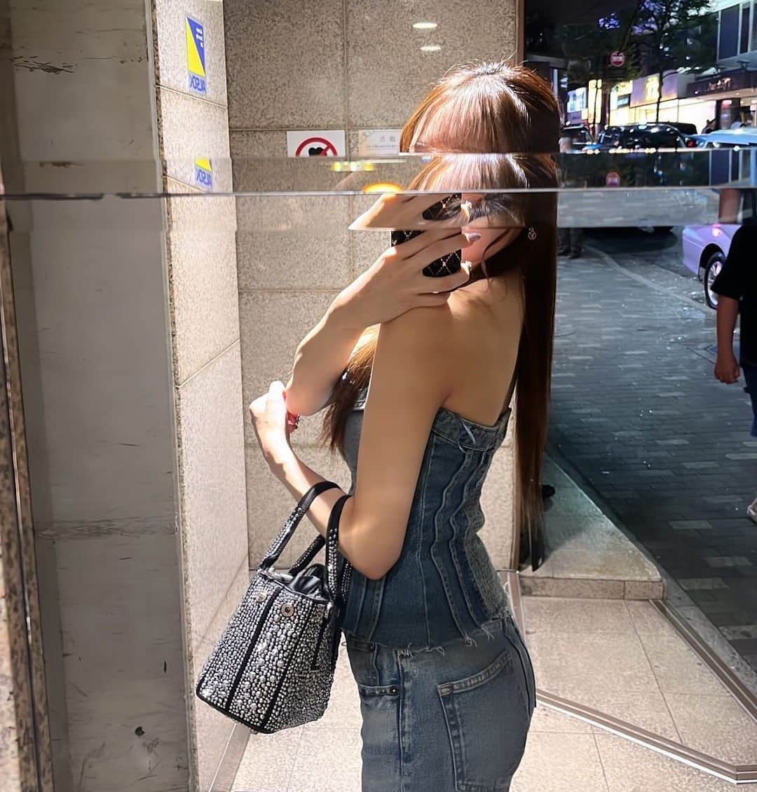 のインスタグラム：「🌛💙」