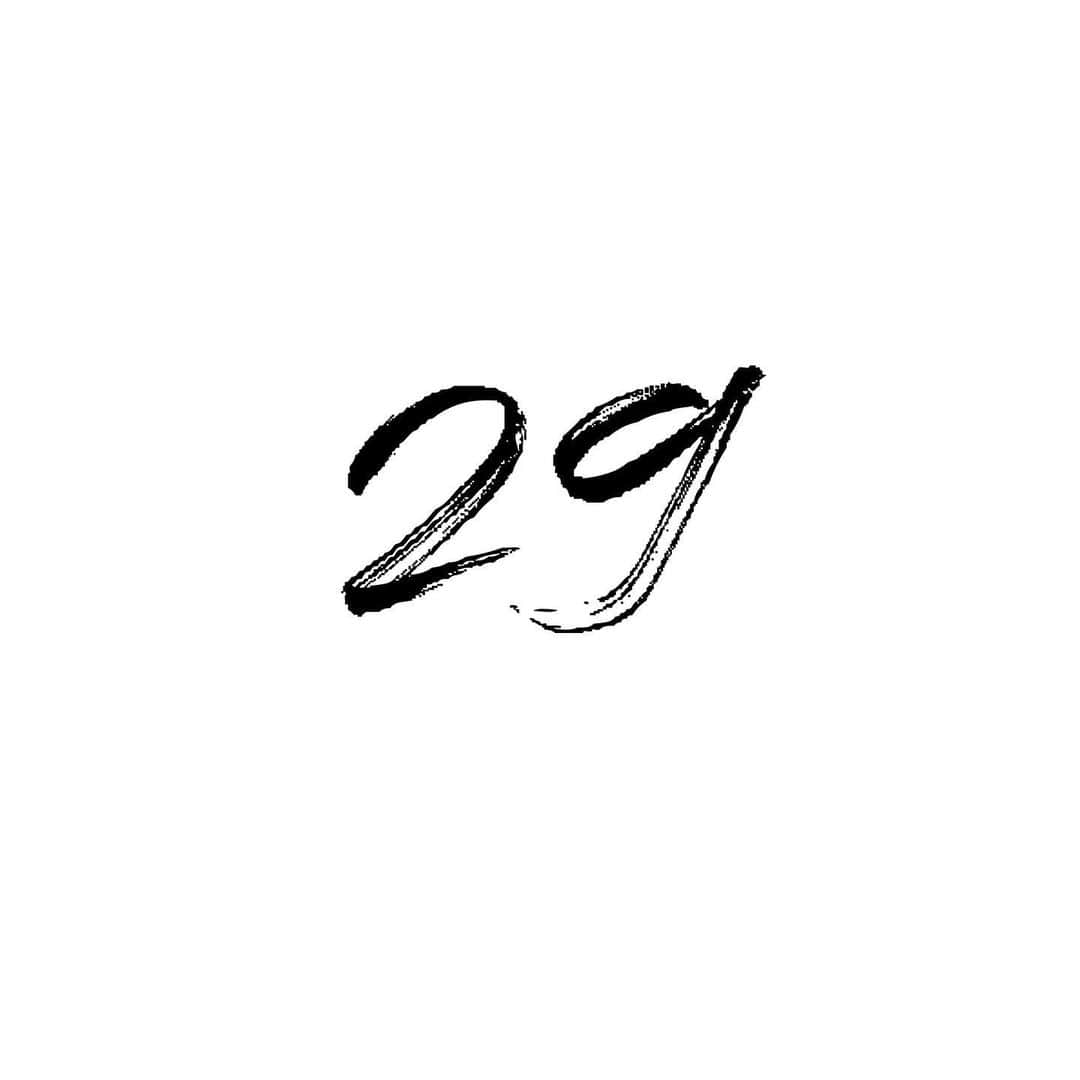 SHOUTAのインスタグラム：「ついに29歳になってしまいましてですね。  気持ち的には23歳くらいではあるのですが、ラスト20代を精一杯楽しく、また、30代をより豊かな物にしていけるよう頑張りたいと思いますです。  改めまして、これからも何卒よろしくお願い致します。」