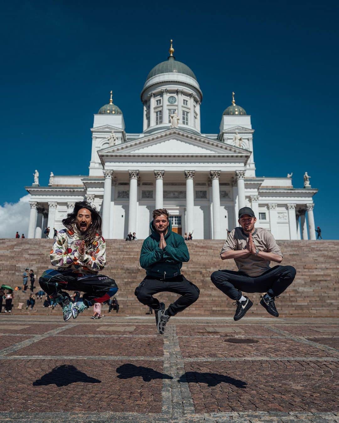 マーティン・ギャリックスのインスタグラム：「WOWOWOW thanks so much Helsinki for last night that was a lot of fun 🔥❤️」
