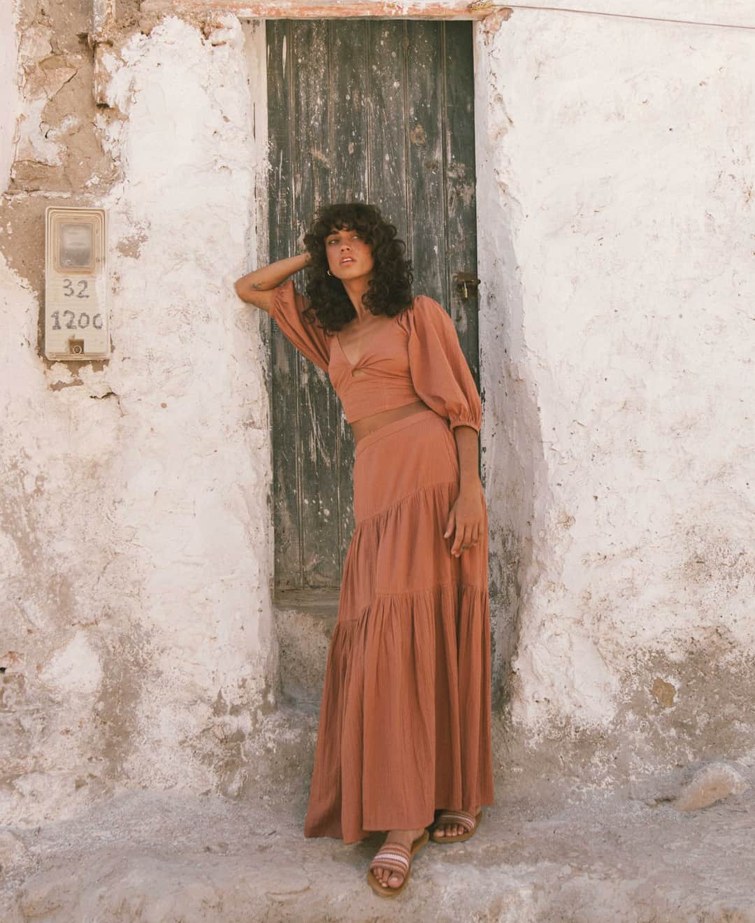 BILLABONG WOMENSのインスタグラム：「An earthy kinda paradise... where worries melt away in a palette softened by the sun」
