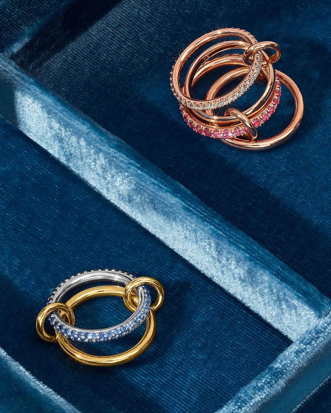 Saks Fifth Avenueのインスタグラム：「@spinellikilcollin’s highly coveted link rings, but make them colorful. Tap or head to the link in our bio to shop now. #Saks」