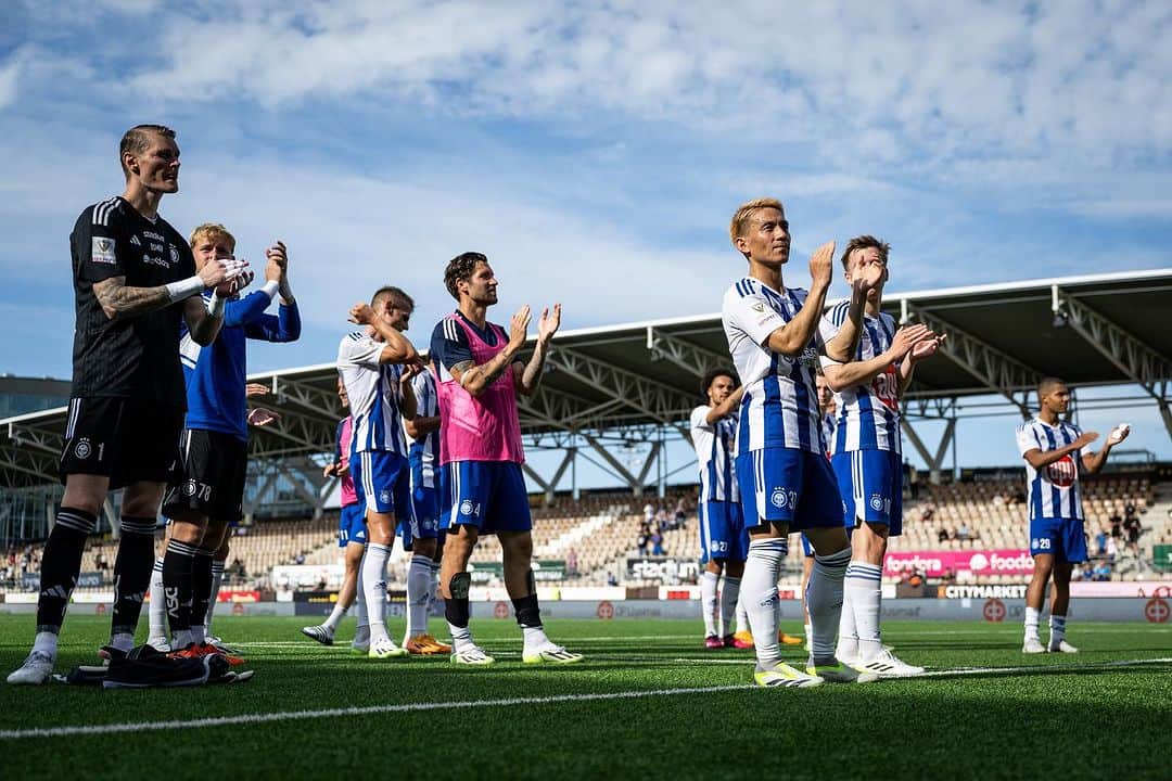 田中亜土夢さんのインスタグラム写真 - (田中亜土夢Instagram)「vs IFK M @hjkhelsinki 🔵⚪️ +3 Photo: @r1kuexposures」8月6日 3時46分 - atom_tanaka_official