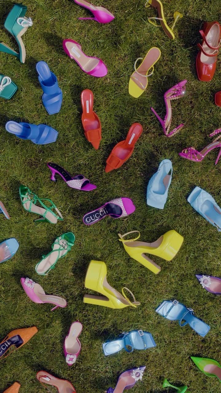 ネッタポルテのインスタグラム：「NEVER ENOUGH: Brighten your summer wardrobe with colorful heels.  Tap the link in bio to shop at #NETAPORTER.」
