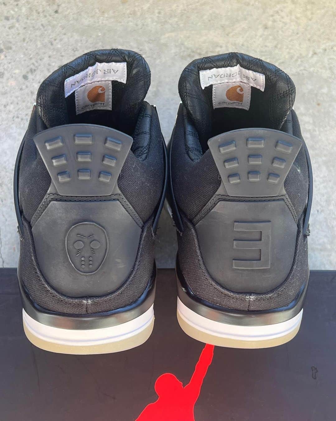 Sneaker News x Jordans Dailyさんのインスタグラム写真 - (Sneaker News x Jordans DailyInstagram)「@curatedvans shares a closer look at the Eminem x Carhartt x Air Jordan 4 from 2015. Are these your grails!?」8月6日 4時42分 - jordansdaily