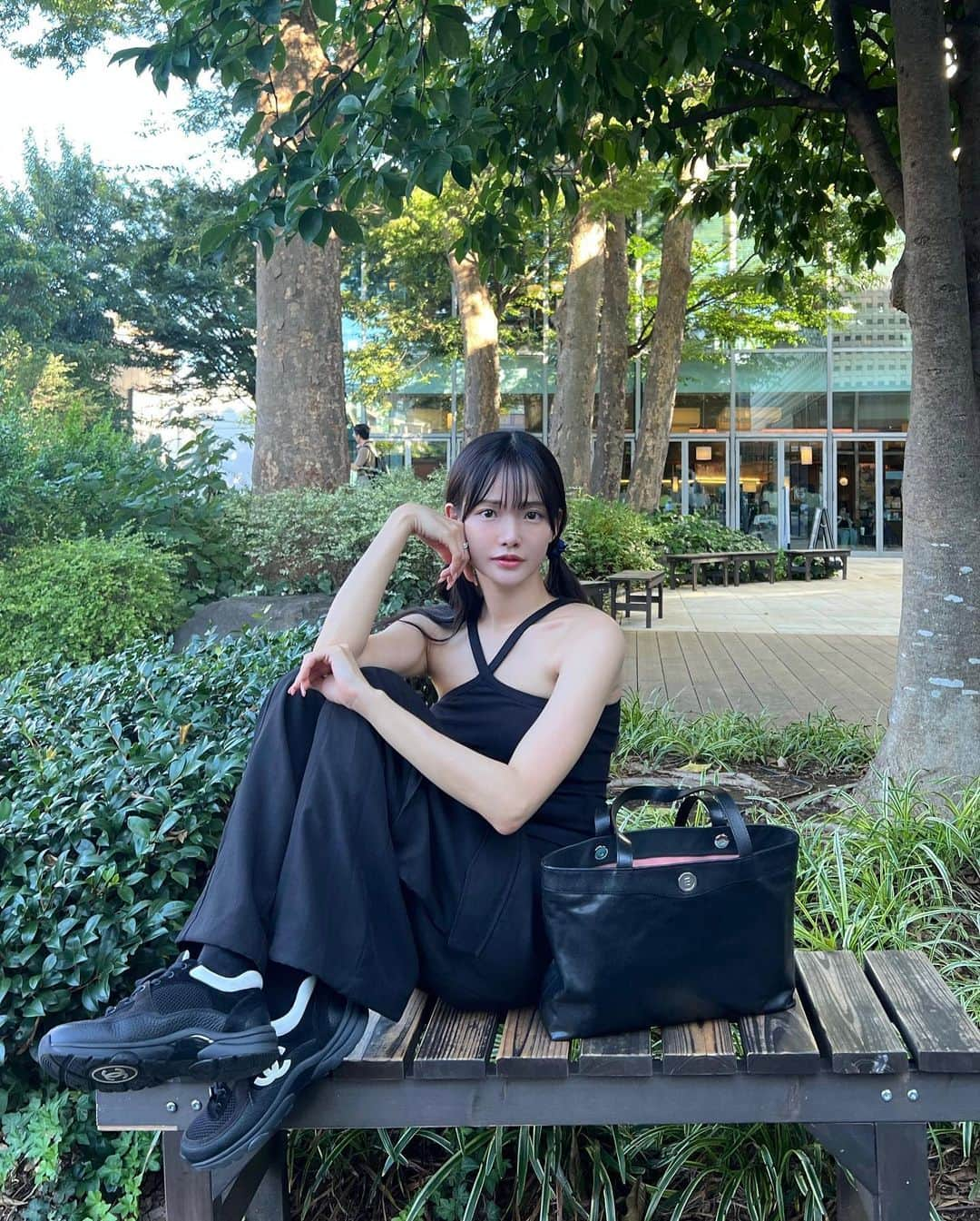 ハ・ヨンスさんのインスタグラム写真 - (ハ・ヨンスInstagram)「蒸し暑い夏の連続。」8月6日 15時02分 - hayeonsoo_