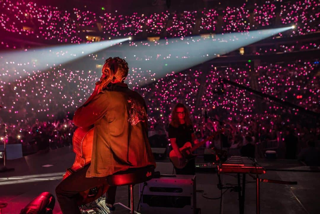 OneRepublicさんのインスタグラム写真 - (OneRepublicInstagram)「Little stop in Salt Lake tonight.」8月6日 15時23分 - onerepublic