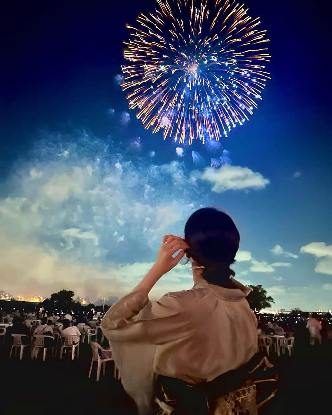 黒田瑞貴さんのインスタグラム写真 - (黒田瑞貴Instagram)「花火見てきました🎆！  #fireworks #japaneseculture #tokyofireworks #tokyo」8月6日 8時21分 - kurodamizuki_