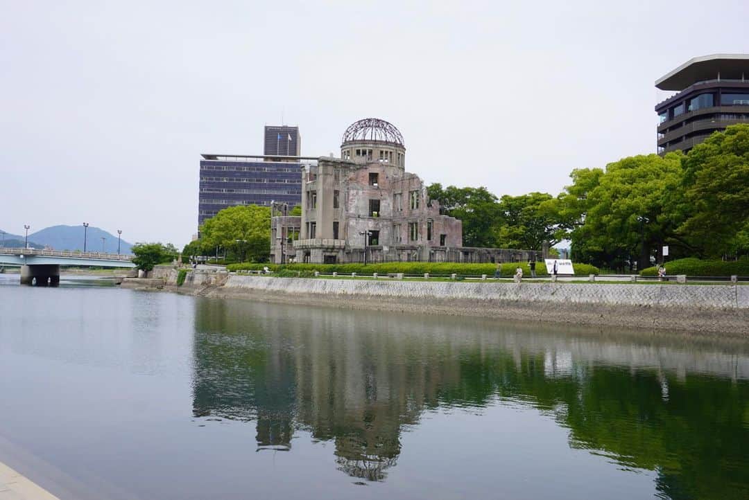 段原瑠々のインスタグラム：「8月6日  広島で生まれ育った私は、小さいころから今もこの先も忘れられない日です。    今日も大好きなステージに立てることに感謝して、 コンサート全力で楽しみたいです！    世界の恒久平和を祈って。        #juicejuice #段原瑠々 #広島 #8月6日」