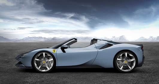ロブ・ディアデックのインスタグラム：「⚡️Angel Lightning ⚡️ My first Tailor Made @ferrari the RD-002-AL is in  production . All the way out in Italy I will be waiting to see it for the first time on @derek.photography  or @iliasabawi  Instagram pages. Keep those a eyes peeled and cameras ready! 👀⚡️📸」