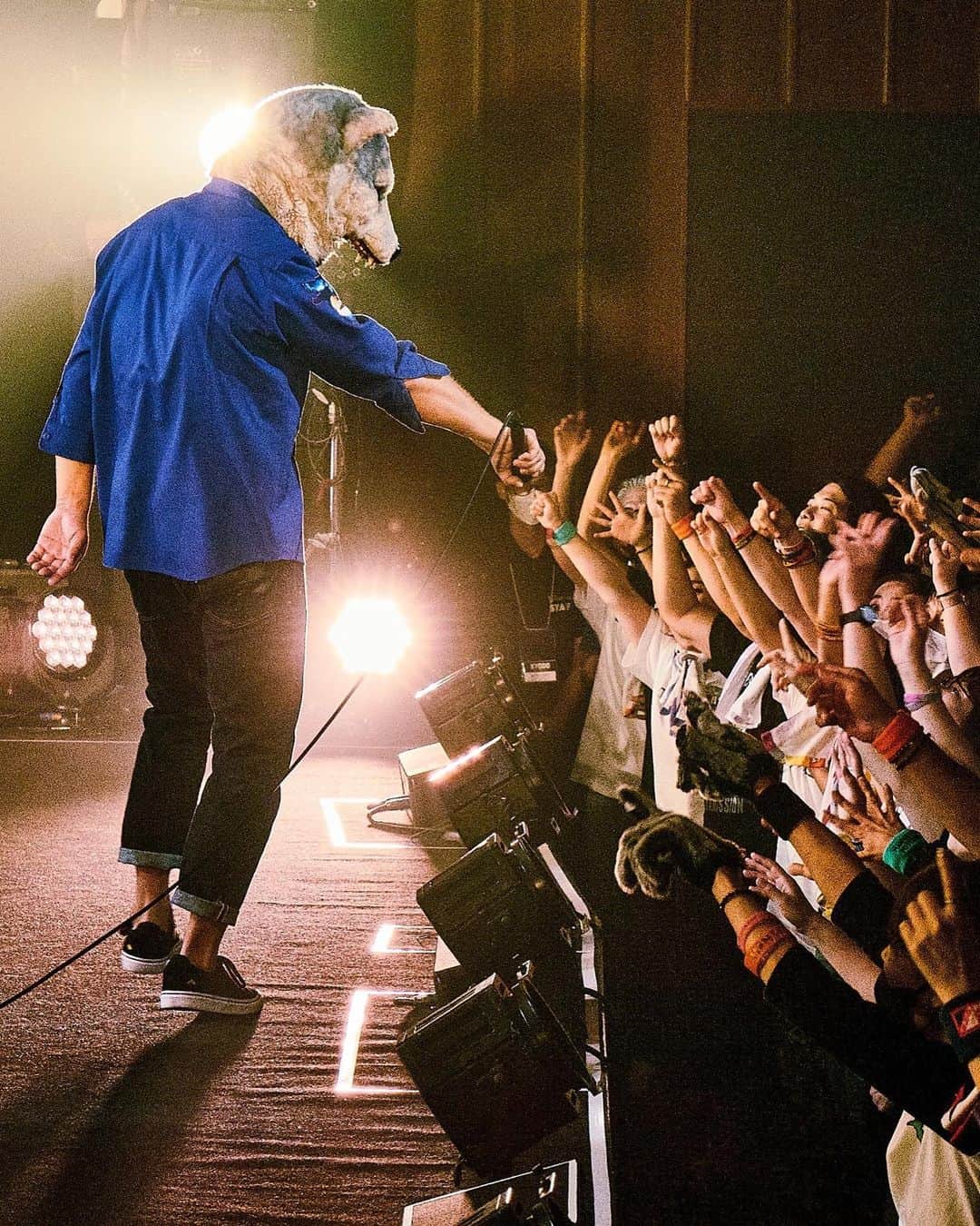 Man With A Missionさんのインスタグラム写真 - (Man With A MissionInstagram)「Wolves on Parade in Kagoshima  Rad audience! Thanks Satsuma!  #manwithamission #wolvesonparade #kagoshima #satsuma #kagonma #sunshineikezaki #yay」8月6日 8時35分 - mwamofficial