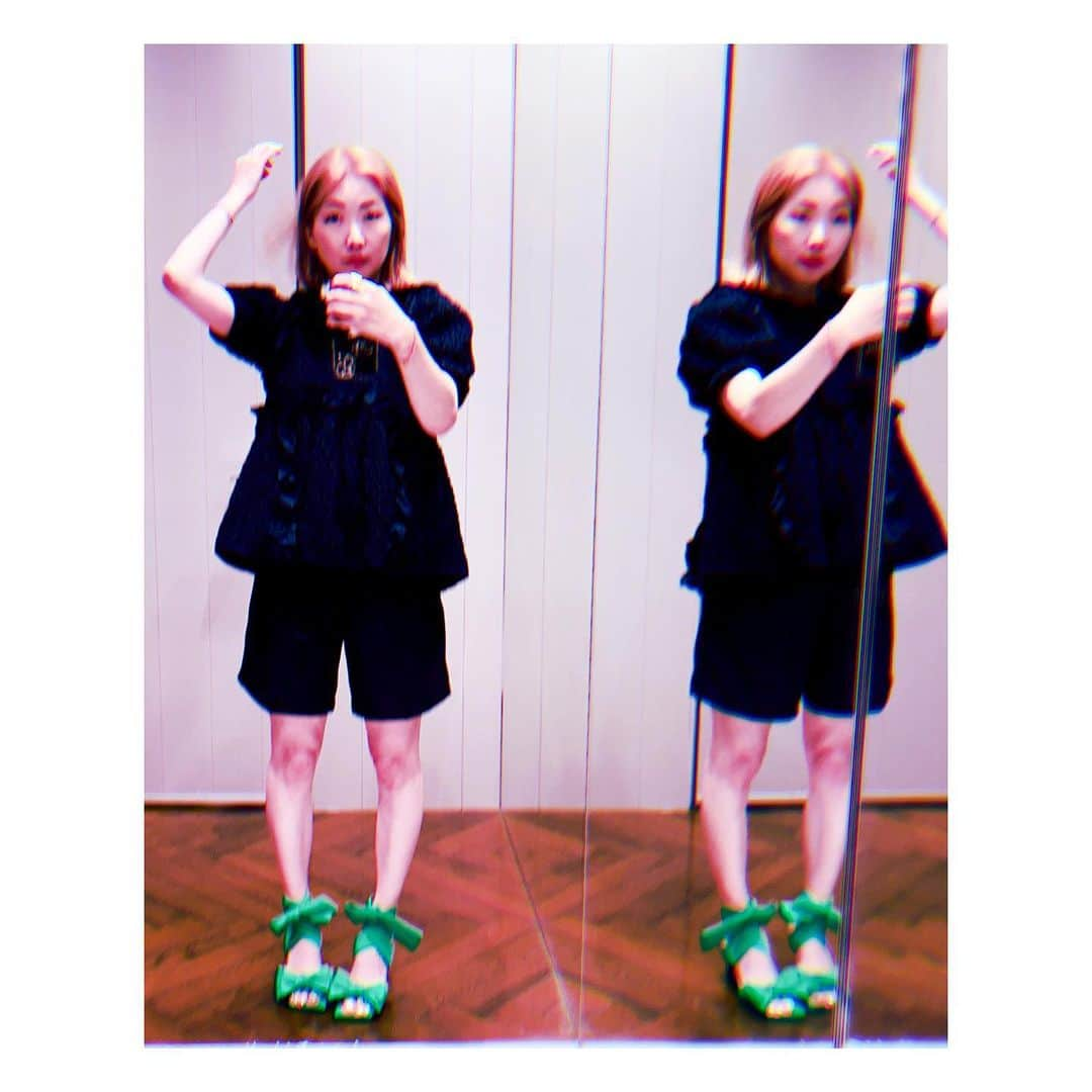 阿部洋子さんのインスタグラム写真 - (阿部洋子Instagram)「👗👒👙👕👘👗👚  #最近のあたす  と #ちょっと前のあたす   #ootd #sotd  #記録   ジムのエントランスで📸撮りがち🙄 なのでぐったり顔＆ラフな格好多し🫠  #fashion #fashionaddict」8月6日 9時02分 - hirocoring