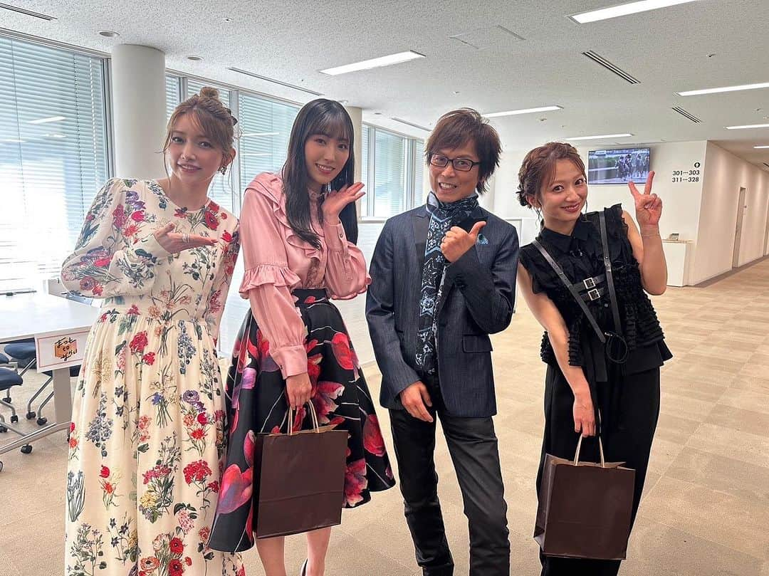 モーニング娘。’19さんのインスタグラム写真 - (モーニング娘。’19Instagram)「📺 本日 21:00〜  フジテレビ 『 #まつもtoなかい 』  #つんく♂ さんゲスト回…… 新旧モー娘。メンバーとして  #後藤真希 さん、#辻希美 さんと共に🥺 #譜久村聖 が出演いたします！👏🩷  ぜひご覧ください☺️」8月6日 10時35分 - morningmusume_official