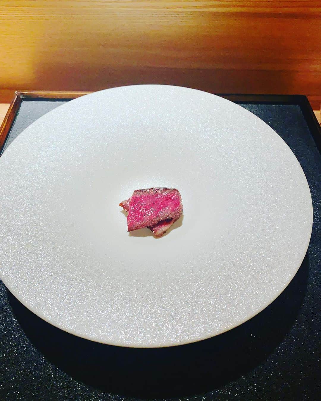 内田滋さんのインスタグラム写真 - (内田滋Instagram)「やっぱり天才。 ここの料理は絶対食べた方がいい。  いつも感動をありがとう。  #有涯 #美味しすぎる #幸せな空間」8月6日 11時03分 - shige_uchida
