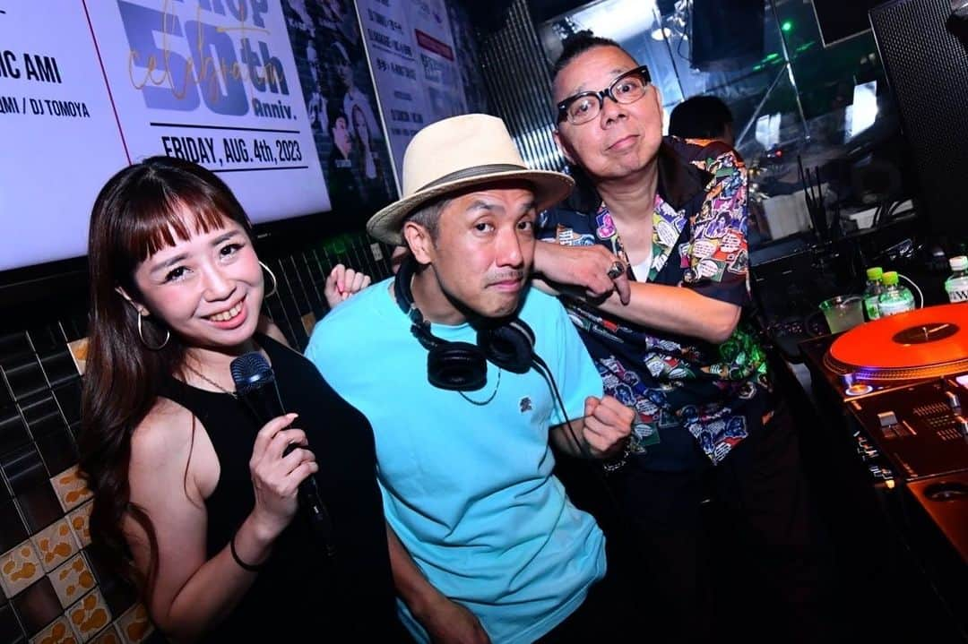 DJ SANCONのインスタグラム：「HIP HOP 50周年お祝い 毎週金曜日キツネ京都 3F LAND FLOOR 一日目 沢山の皆さん有難うございました！  写真→ @photo_tasuku 🔥  DJ TANKO x 茂千代  DJ AKAKABE (DMC WORLD CHAMPION) x MC小法師 (ラップスタア誕生! Season 2 準優勝)  DJ  SANCON x MC歩歩 x HI-KING TAKASE   Last Friday "50 Years of Hip-Hop" night club @kitsune_kyoto  3F LAND FLOOR   #50YearsofHipHop  #kyotonightlife #kyotoclub  #kyotonightclub #kyotonight  #internationalparty  #京都クラブ #京都夜遊び　 #HIPHOP #DJTANKO #茂千代 #DJAKAKABE #MC小法師  #MC歩歩 #HIKINGTAKASE」