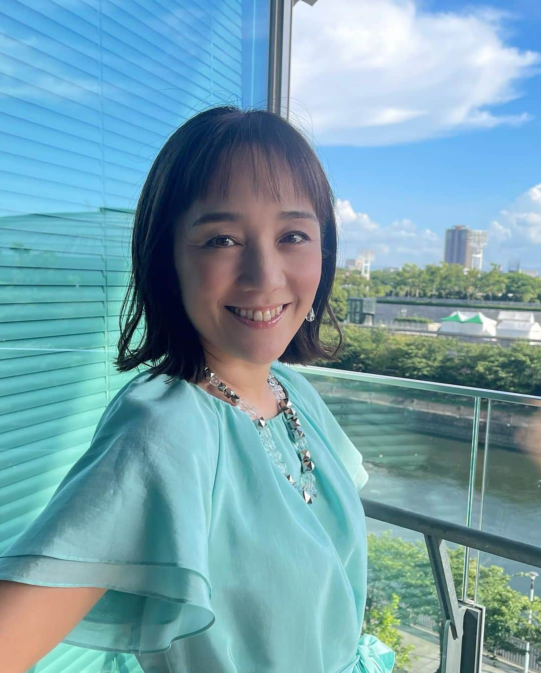 西田ひかるさんのインスタグラム写真 - (西田ひかるInstagram)「. 水曜日ytv「ten.」  暑い日が続きます！ みなさま大丈夫でしょうか？  ユキ先生のこのワンピースの色🩵元気になります！  #読売テレビ #西田ひかる #hikarunishida #news #yukitorii  #mintgreen  #birthdayflowers」8月6日 12時19分 - hikaru_nishida.official